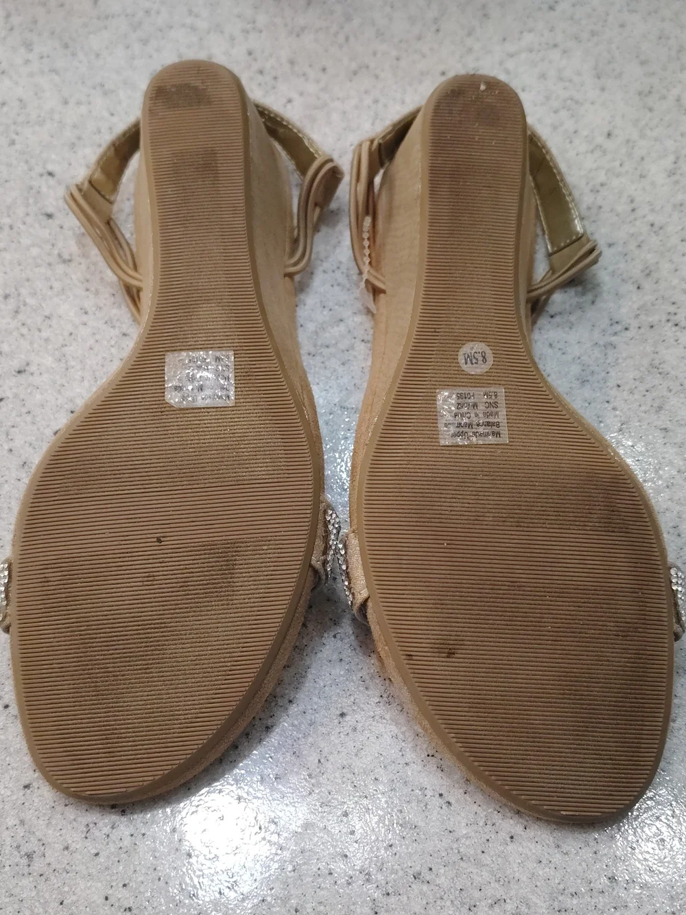 Style & Co.✨Tan Rhinestone T-Strap Sandals - Picture 5 of 7